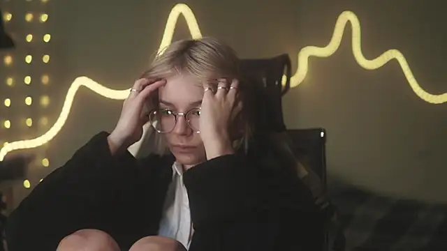 alyssa sweet online show from May 22, 5:03 am