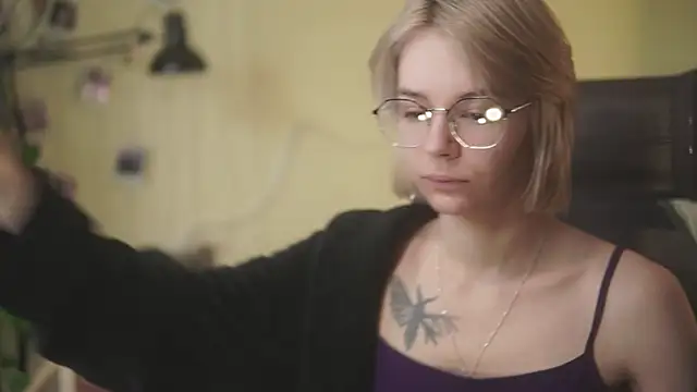 alyssa sweet online show from May 25, 5:24 am