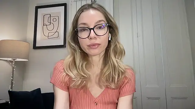 Cutensadistic online show from December 20, 10:49 am