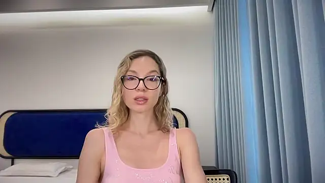Cutensadistic online show from February 12, 10:46 am