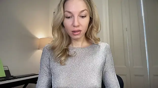 Cutensadistic online show from March 5, 8:32 am