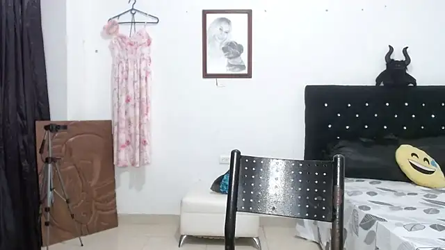 Snapshot of venuz_mendoza20 chatting on April 14, 1:28 pm venuz mendoza20 online show from April 14, 1:28 pm