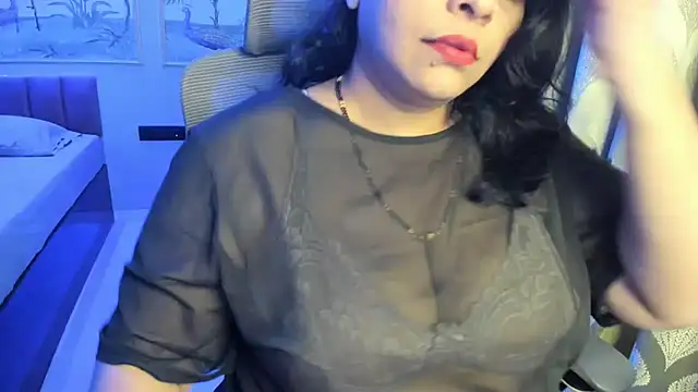 Snapshot of tarivishu23 chatting on June 7, 1:48 pm tarivishu23 online show from June 7, 1:48 pm