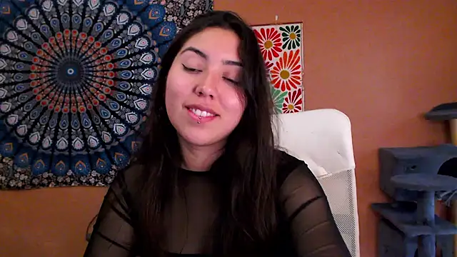 IntimateTales online show from November 30, 11:25 am