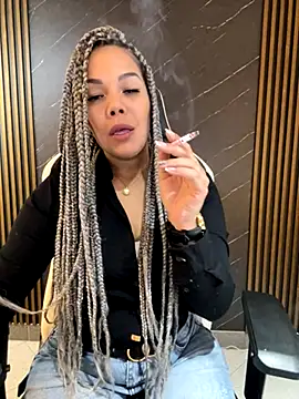 Snapshot of KellyBrooklyn_ chatting on October 18, 12:50 pm KellyBrooklyn online show from October 18, 12:50 pm