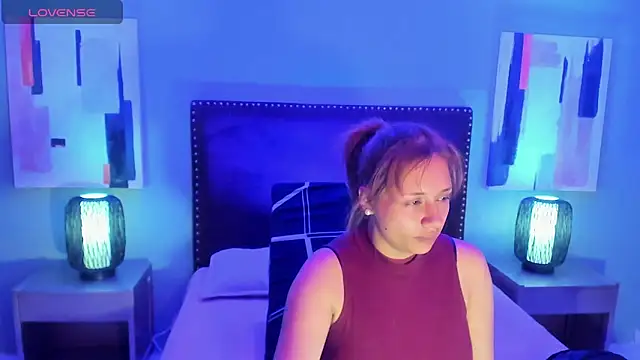 Evelyn Vega online show from December 11, 3:45 am