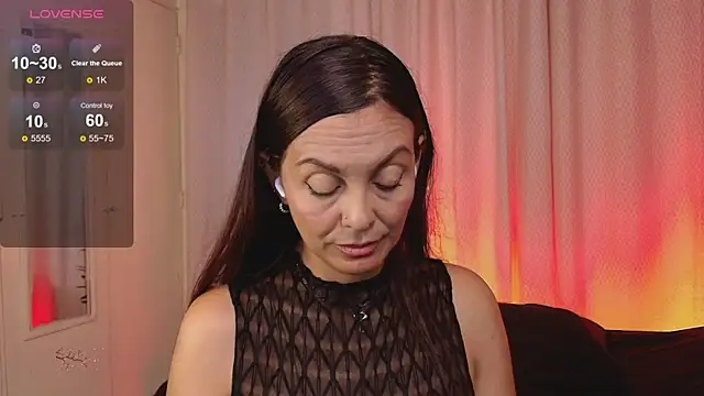 Snapshot of Swetisabella01 chatting on March 5, 9:48 pm Swetisabella01 online show from March 5, 9:48 pm