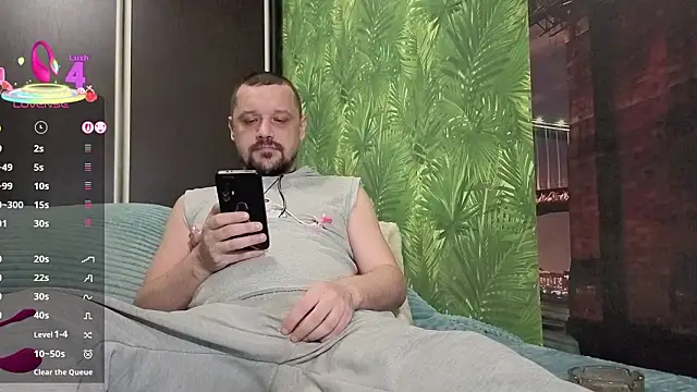 DanielOhCool online show from February 4, 6:19 am