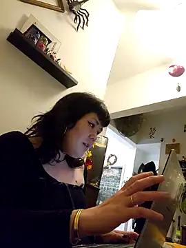 Snapshot of missemi chatting on April 22, 5:21 am missemi online show from April 22, 5:21 am