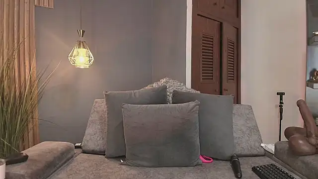 ChristieKroes online show from September 25, 3:27 pm