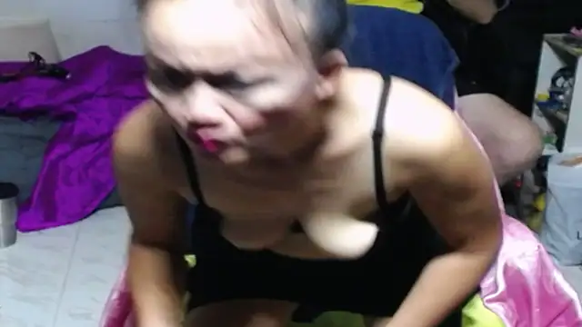 Snapshot of 1CuteAndSexy69 chatting on November 3, 3:24 pm 1CuteAndSexy69 online show from November 3, 3:24 pm