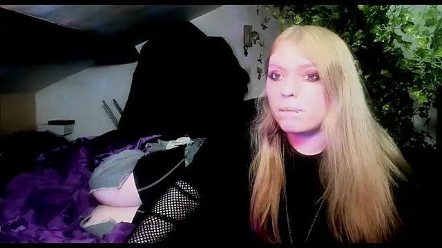 Blacklim00n online show from March 3, 10:20 pm