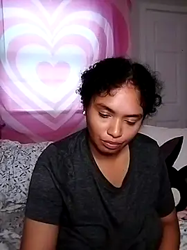 TasteeKitty online show from October 26, 8:04 pm