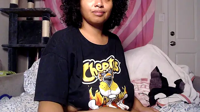 TasteeKitty online show from October 30, 7:54 am