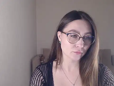 Snapshot of marishaarimova chatting on October 12, 12:59 pm marishaarimova online show from October 12, 12:59 pm