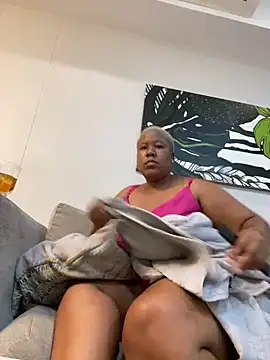 Muskthickgirl online show from March 5, 5:08 pm