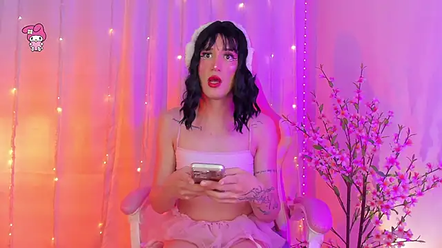 rosseblondee online show from June 3, 11:10 pm