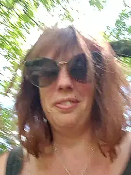 Snapshot of MissLilooo chatting on May 1, 1:05 pm MissLilooo online show from May 1, 1:05 pm