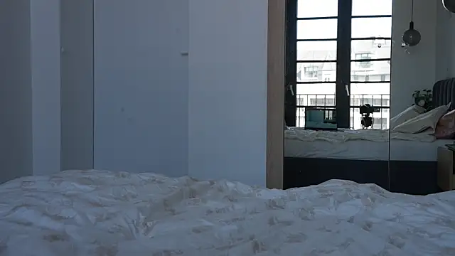 ibiddi online show from April 2, 9:40 am