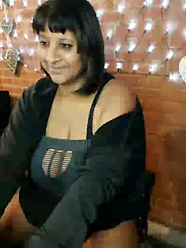 Lilybanx online show from February 2, 7:14 pm