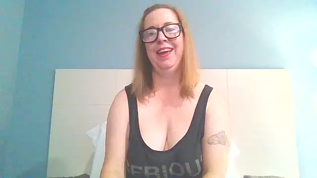 SweetandNaughty1 online show from December 10, 8:49 pm