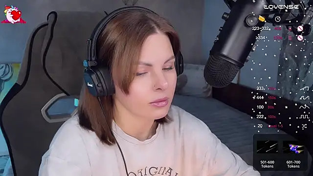 Your Sweet Lilu online show from October 4, 10:46 am