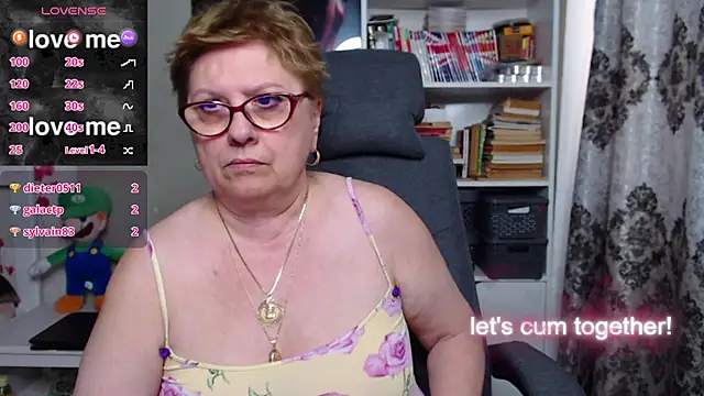 Snapshot of Mella4you chatting on March 4, 1:49 pm Mella4you online show from March 4, 1:49 pm