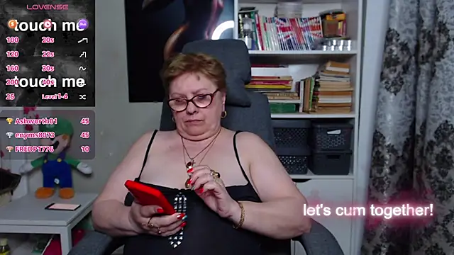 Snapshot of Mella4you chatting on March 11, 4:18 pm Mella4you online show from March 11, 4:18 pm