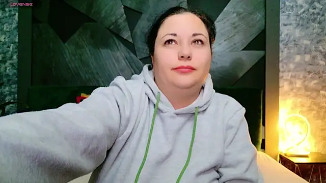 AleshaArabian online show from January 8, 8:18 pm