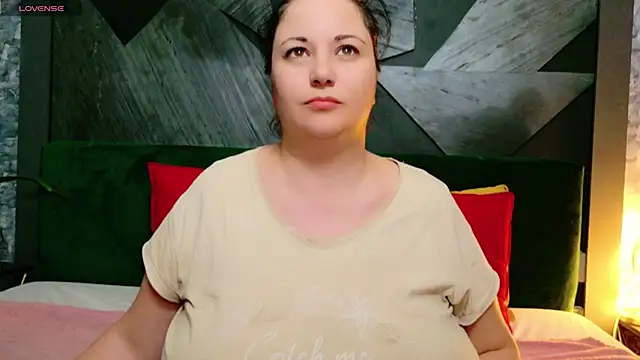 AleshaArabian online show from January 9, 8:01 pm