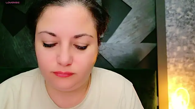 AleshaArabian online show from January 12, 8:14 pm