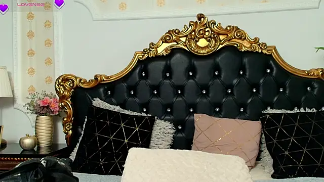 AleshaArabian online show from March 20, 5:01 am