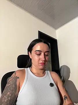 EmmyEvans1 online show from October 13, 7:36 pm