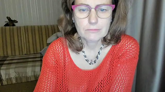 Snapshot of lauraoven chatting on March 11, 7:14 pm lauraoven online show from March 11, 7:14 pm