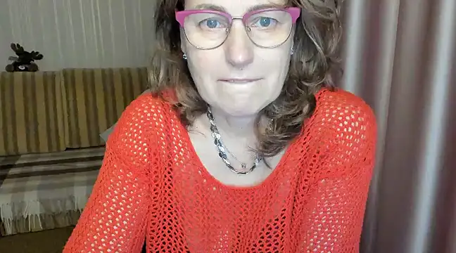 Snapshot of lauraoven chatting on March 16, 3:39 pm lauraoven online show from March 16, 3:39 pm