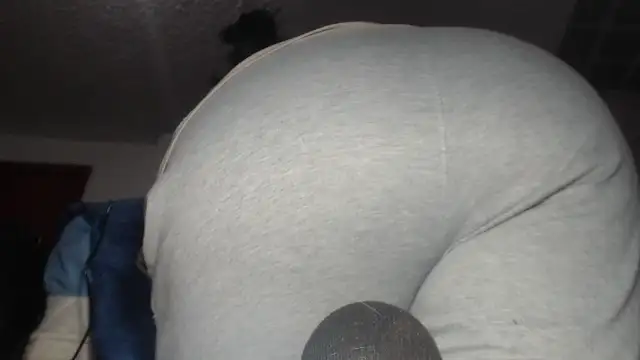 prettyangelsquirt online show from May 2, 8:36 pm