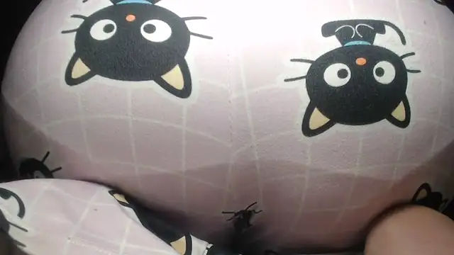 prettyangelsquirt online show from May 16, 4:06 pm