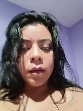 Sofiia W26 online show from May 3, 12:27 am