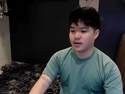 Snapshot of ASIANken911 chatting on October 22, 6:29 pm ASIANken911 online show from October 22, 6:29 pm