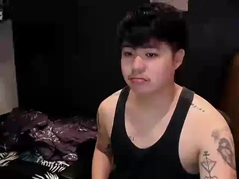 Snapshot of ASIANken911 chatting on November 14, 5:00 pm ASIANken911 online show from November 14, 5:00 pm