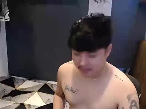 Snapshot of ASIANken911 chatting on February 1, 2:37 pm ASIANken911 online show from February 1, 2:37 pm