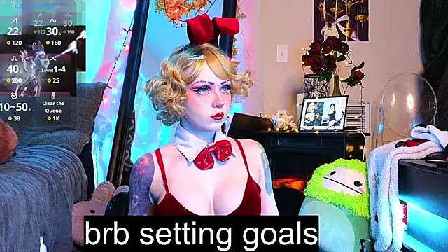 Snapshot of Ivey_and_James chatting on December 18, 10:13 pm Ivey and James online show from December 18, 10:13 pm