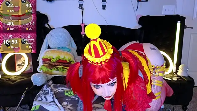 Snapshot of Ivey_and_James chatting on September 27, 8:58 pm Ivey and James online show from September 27, 8:58 pm