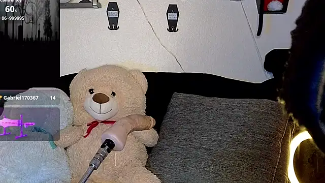 Snapshot of Ivey_and_James chatting on October 3, 9:12 pm Ivey and James online show from October 3, 9:12 pm