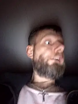 Kw8585kw online show from December 1, 7:08 pm