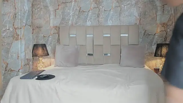 AranzaLatinBlacks online show from January 22, 12:27 pm