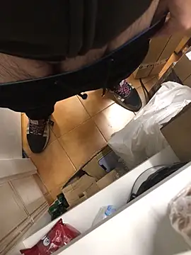 Snapshot of Mindnorthcam2 chatting on December 1, 7:24 am Mindnorthcam2 online show from December 1, 7:24 am