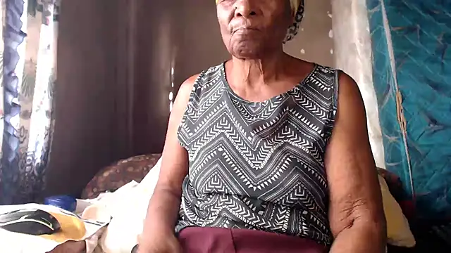 NaughtyGranny online show from April 3, 2:26 pm