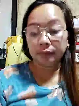 asianwet4u online show from February 6, 9:17 pm