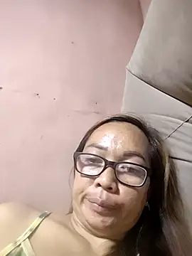 asianwet4u online show from December 5, 3:41 pm